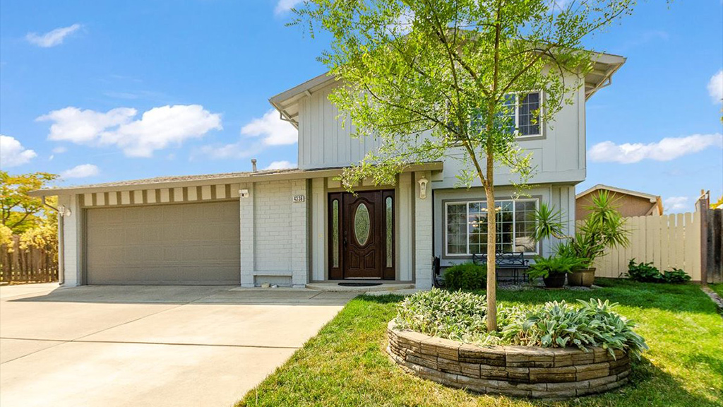 Sold in 4 days $560k ($15k over ask) – 4336 Woodmoss Ct,&nbsp;Sacramento
