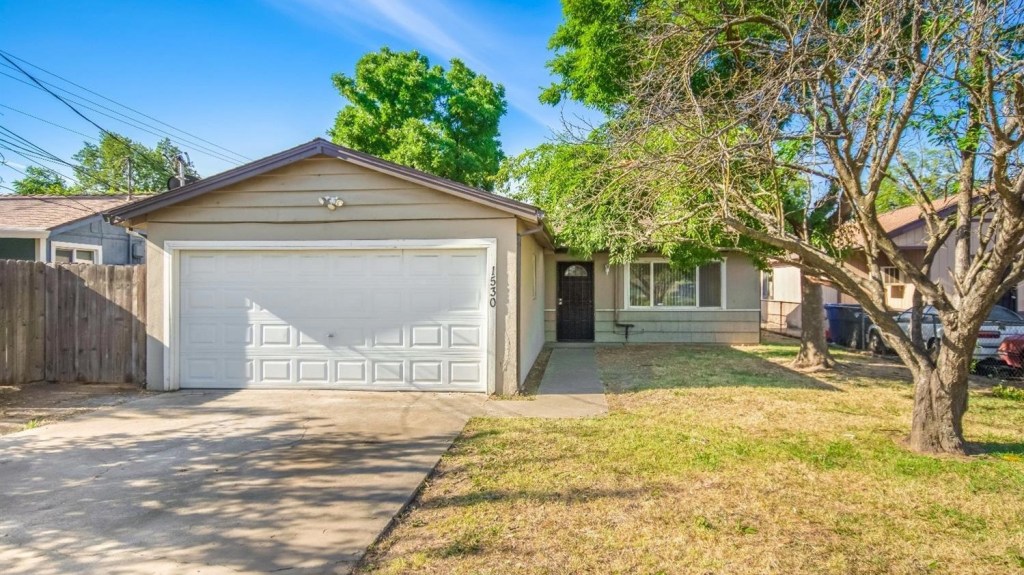 Sold in 12 days $225k (10k over asking) – 1530 South Ave, Sacramento, CA&nbsp;95838