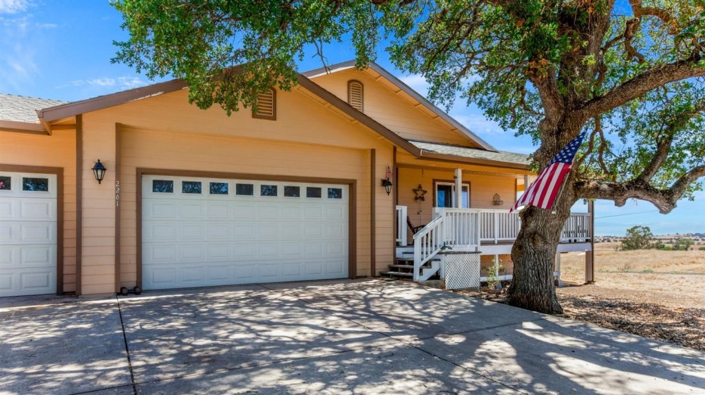 Sold in 71 days $380k – 2261 Newman Hill Dr, Ione, CA&nbsp;95640